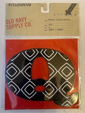 Old Navy Supply Co. Strong Magnet Letter Q Measuring Tape Ruler Design BIG